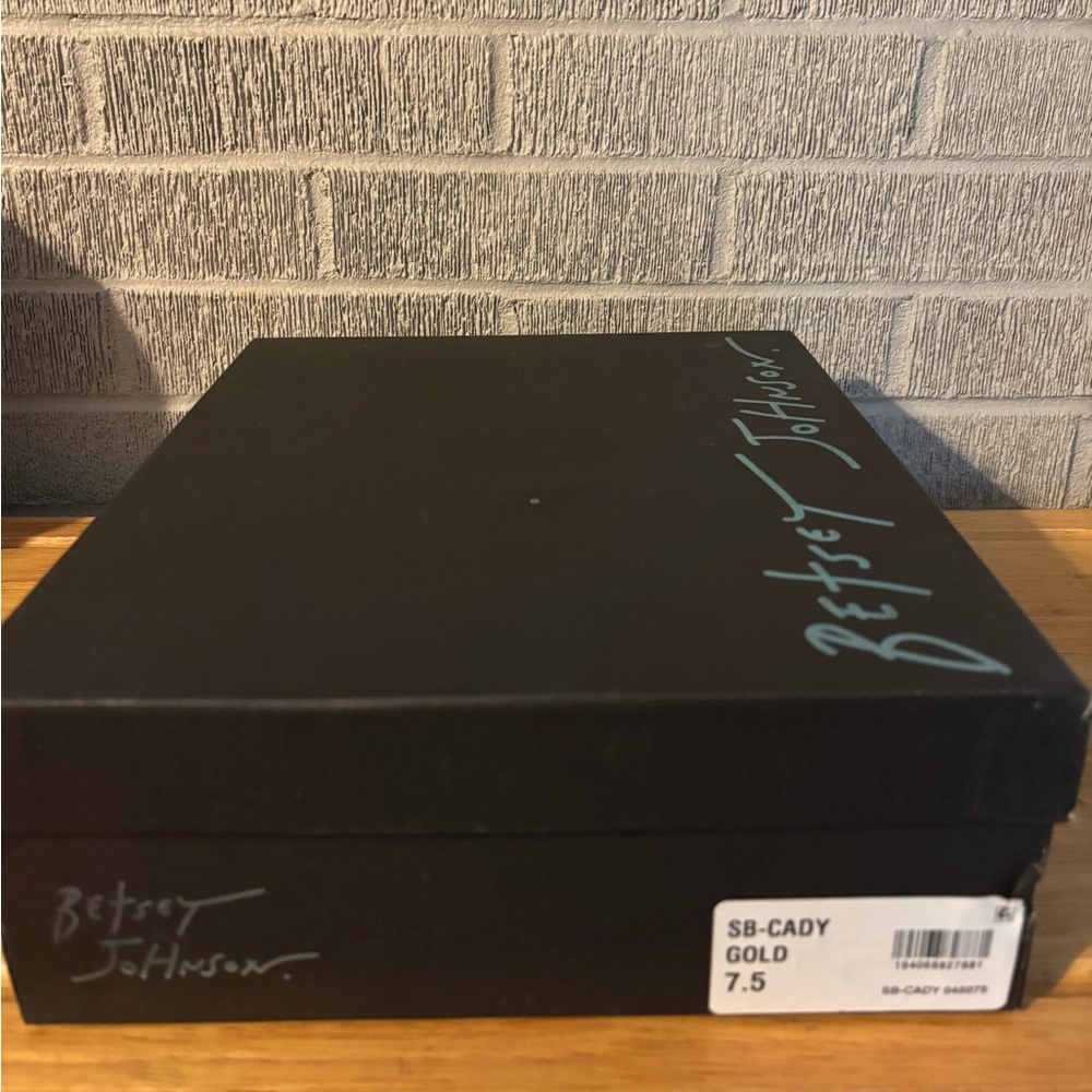 Betsey Johnson Sparkling Gold Ankle Booties - Picture 8 of 9